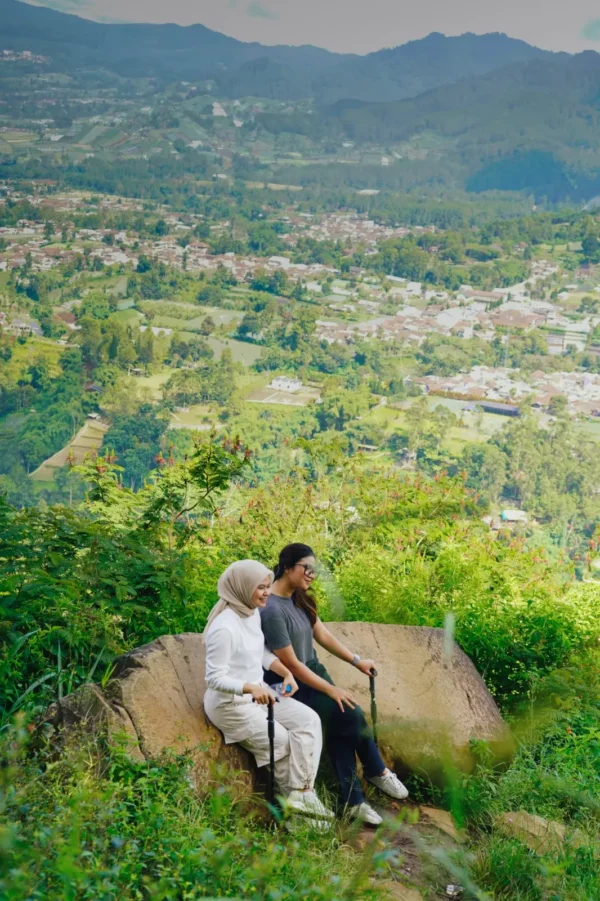 Medium Trip To Patahan Lembang